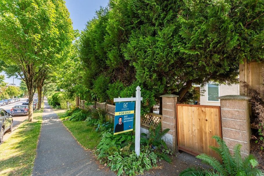 310 E 16th Avenue Vancouver, BC - 33