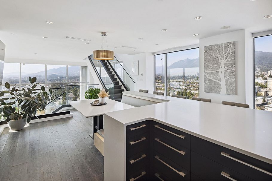 2901 120 W 2nd Street North Vancouver, BC - 11
