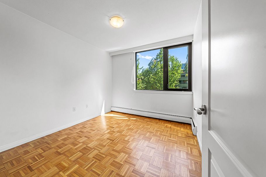 402 1330 Harwood Street Vancouver, BC - 23