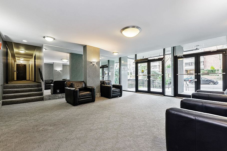 402 1330 Harwood Street Vancouver, BC - 5