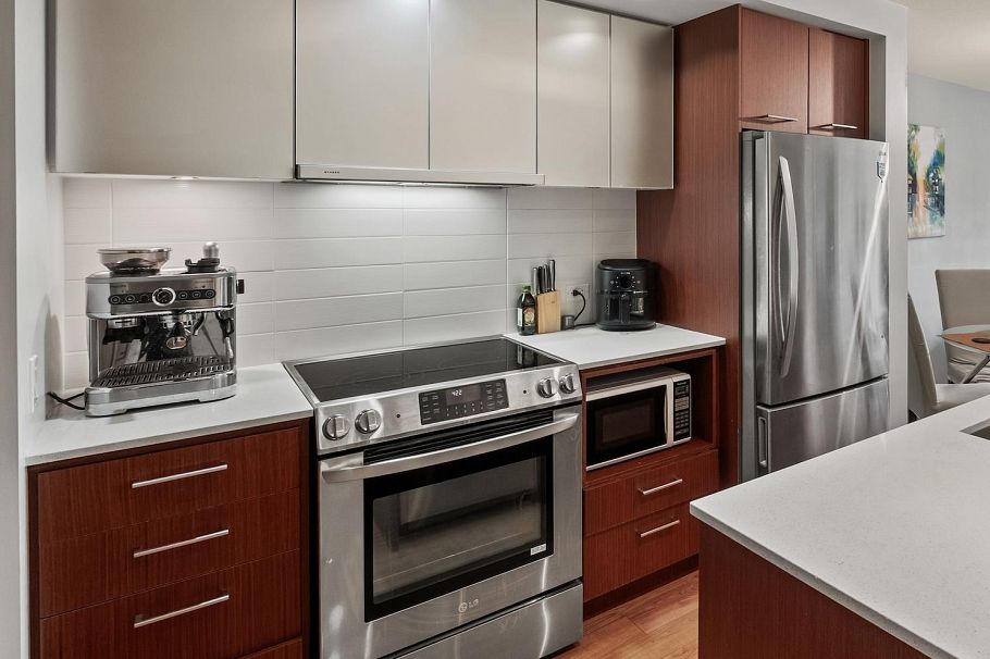 414 221 E 3rd Street North Vancouver, BC - 5