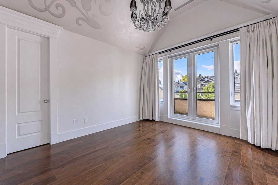 3178 W 23rd Avenue Vancouver, BC - 27