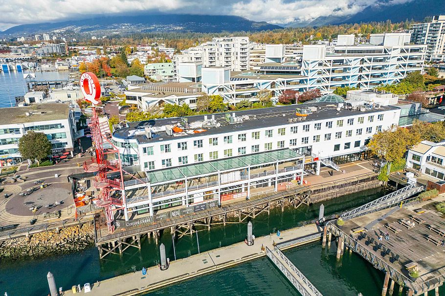 302 160 W 3rd Street North Vancouver, BC - 20
