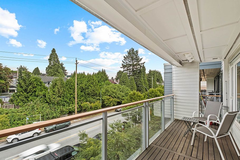 414 221 E 3rd Street North Vancouver, BC - 12