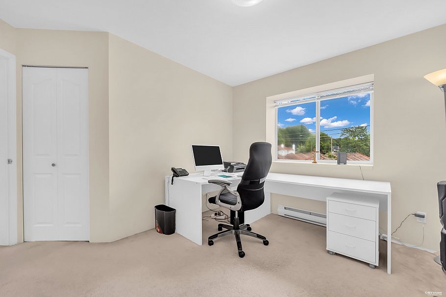 1268 Nanaimo Street Vancouver, BC - 23