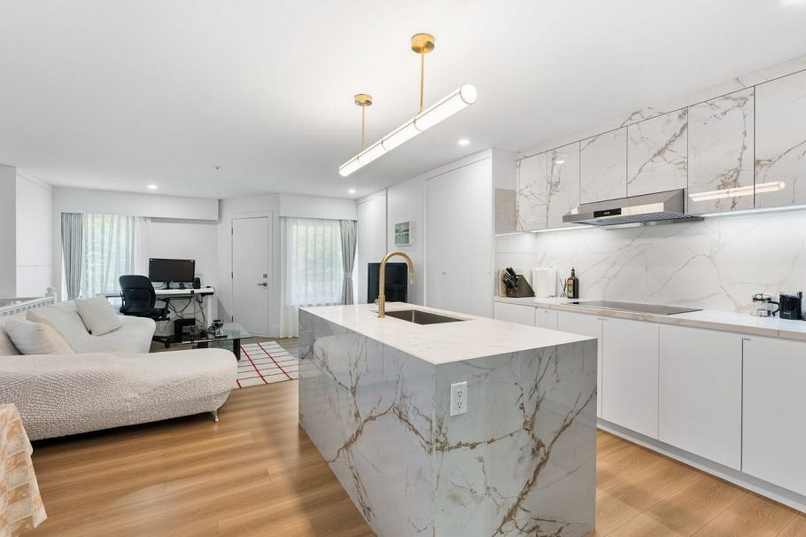 310 E 16th Avenue Vancouver, BC - 29