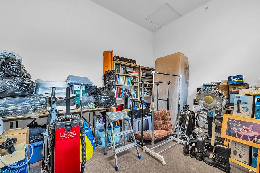 1268 Nanaimo Street Vancouver, BC - 35