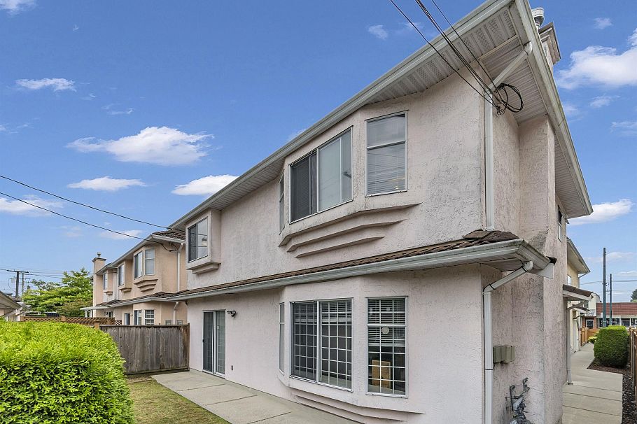1268 Nanaimo Street Vancouver, BC - 33