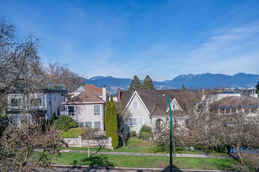 3178 W 23rd Avenue Vancouver, BC - 38