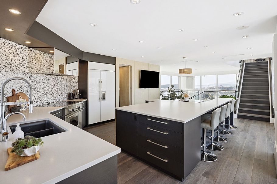 2901 120 W 2nd Street North Vancouver, BC - 16