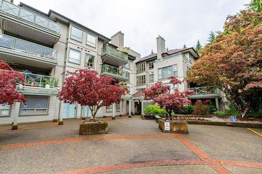 405 3658 Banff Court North Vancouver, BC - 32