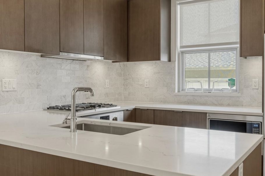 7891 Oak Street Vancouver, BC - 5