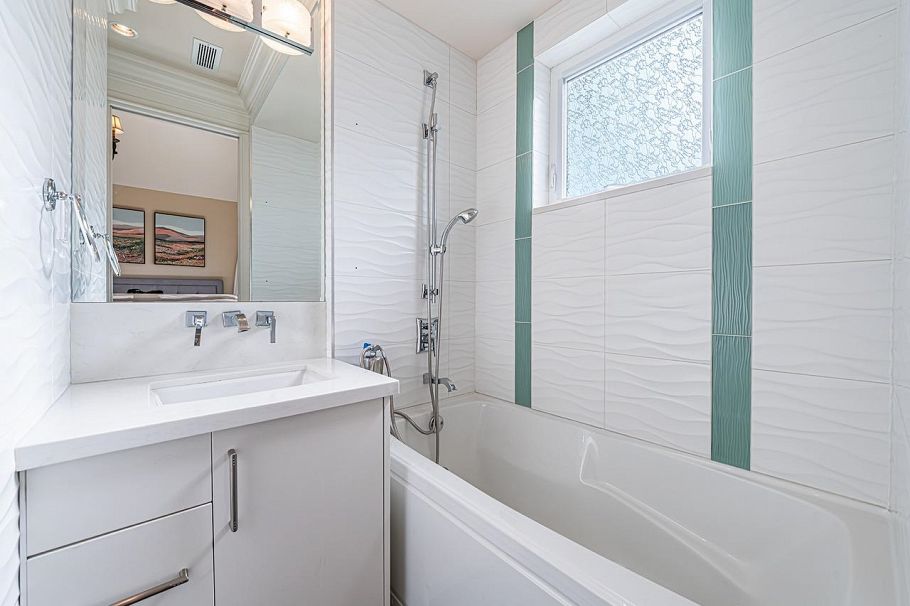 3178 W 23rd Avenue Vancouver, BC - 30