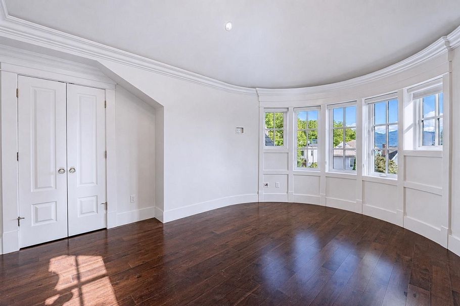 3178 W 23rd Avenue Vancouver, BC - 25