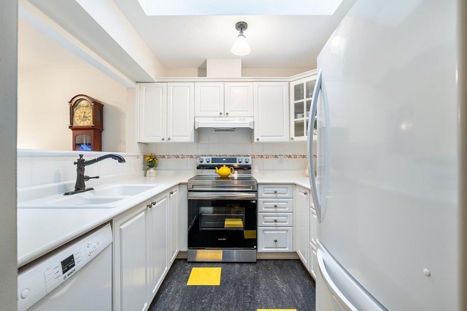 405 3658 Banff Court North Vancouver, BC - 15