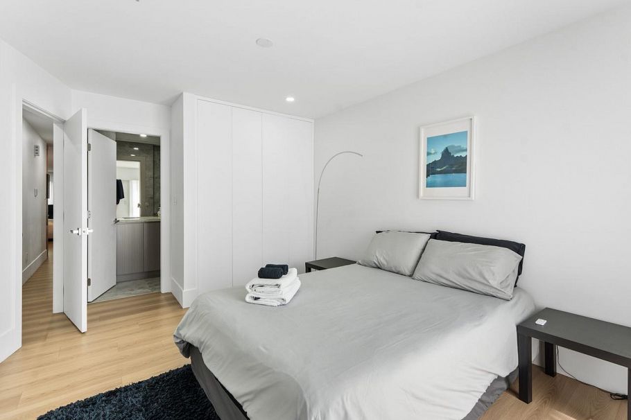 310 E 16th Avenue Vancouver, BC - 21