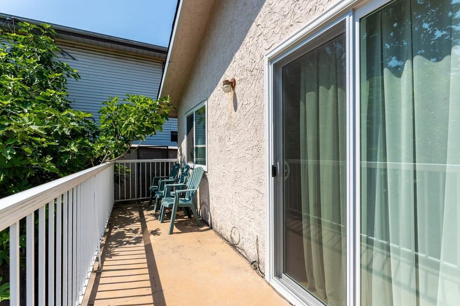 310 E 16th Avenue Vancouver, BC - 32