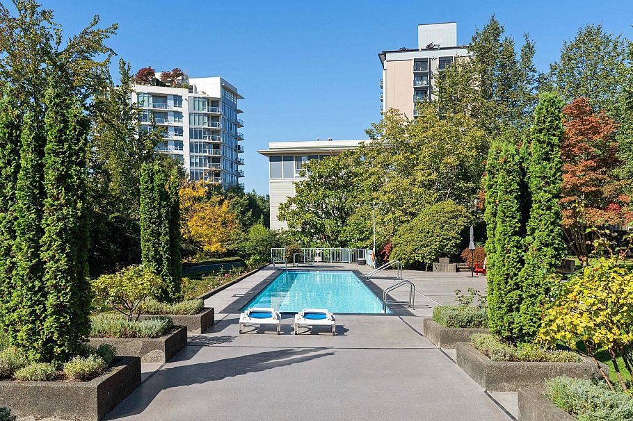 2901 120 W 2nd Street North Vancouver, BC - 39