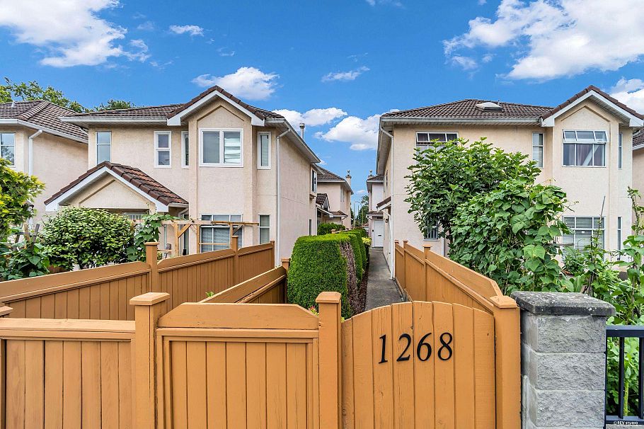1268 Nanaimo Street Vancouver, BC - 1