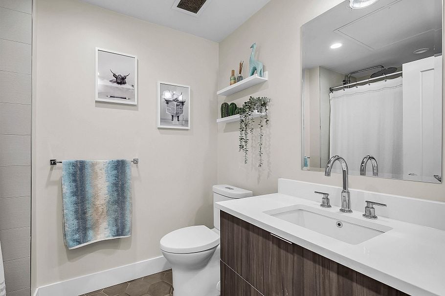401 1496 Charlotte Road North Vancouver, BC - 22