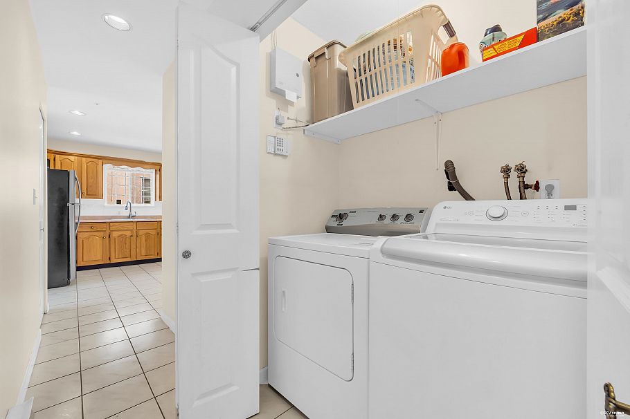 1268 Nanaimo Street Vancouver, BC - 17