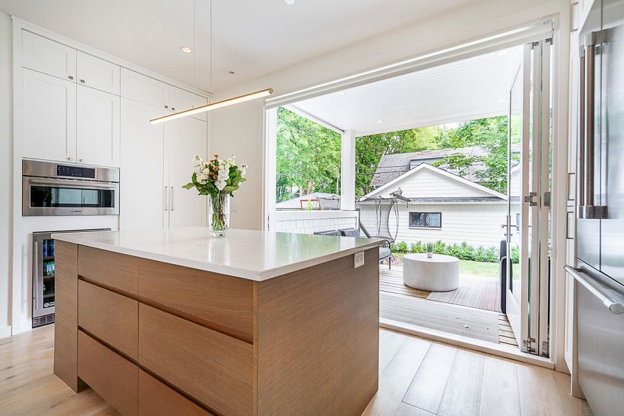 785 W 20th Avenue Vancouver, BC - 10