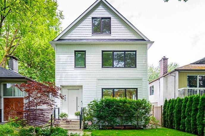 785 W 20th Avenue Vancouver, BC - 1
