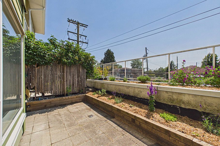 215 2238 Kingsway Street Vancouver, BC - 27