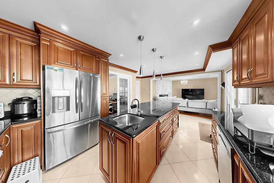 6332 Brooks Street Vancouver, BC - 9
