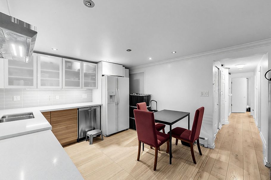 6332 Brooks Street Vancouver, BC - 32