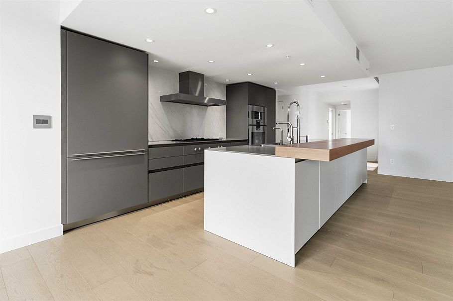 303 7128 Adera Street Vancouver, BC - 11