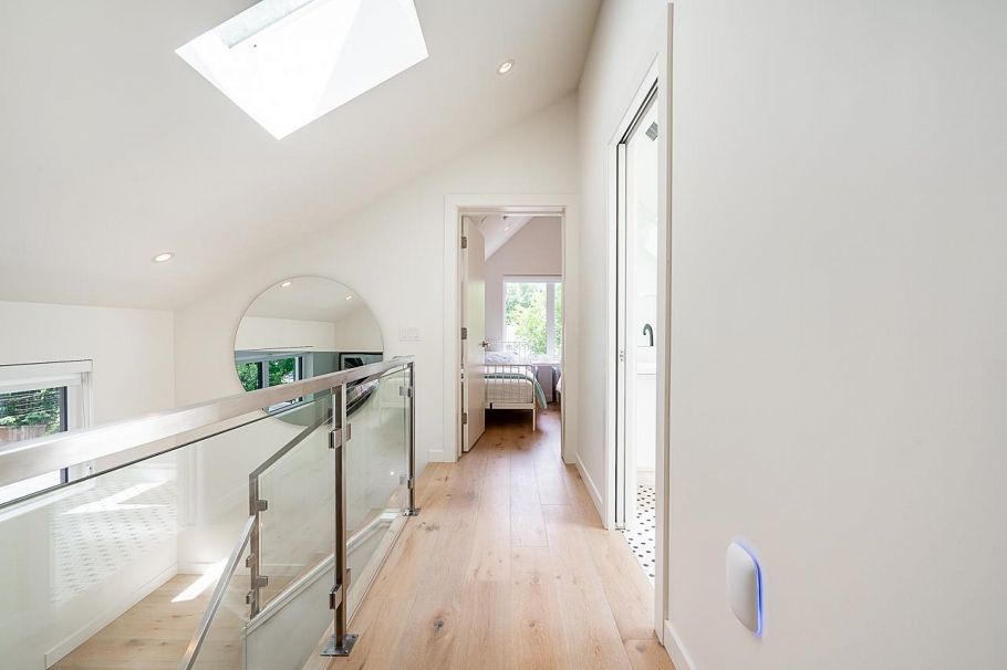 785 W 20th Avenue Vancouver, BC - 24