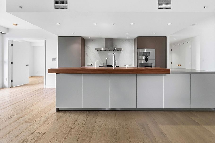 303 7128 Adera Street Vancouver, BC - 10