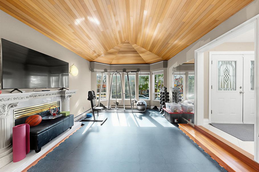 6332 Brooks Street Vancouver, BC - 13