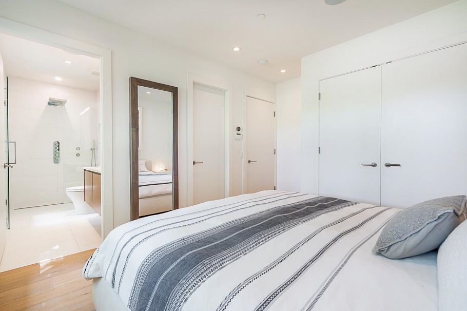 785 W 20th Avenue Vancouver, BC - 13