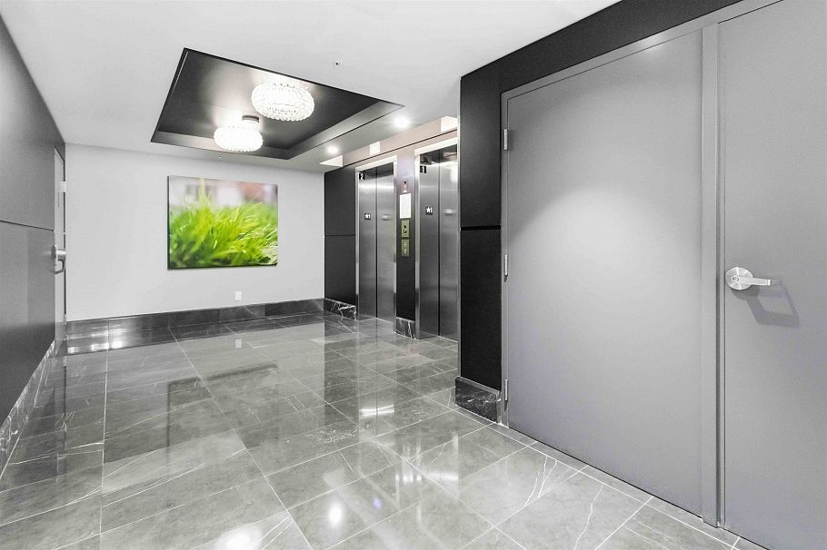 303 7128 Adera Street Vancouver, BC - 6