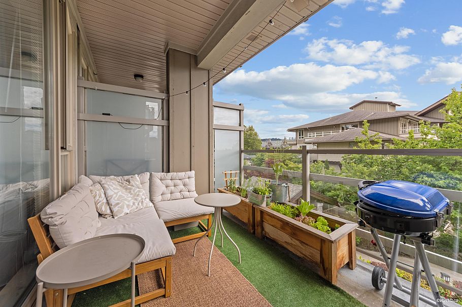 319 580 Raven Woods Drive North Vancouver, BC - 12