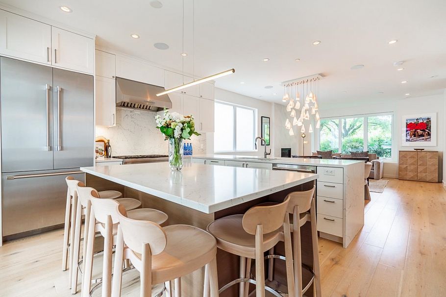 785 W 20th Avenue Vancouver, BC - 9
