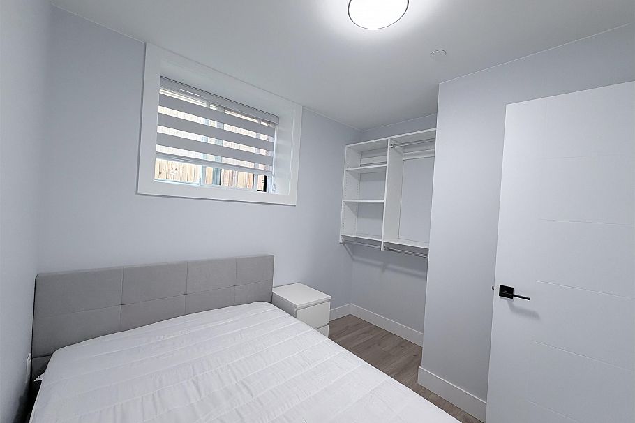 4328 Gladstone Street Vancouver, BC - 29