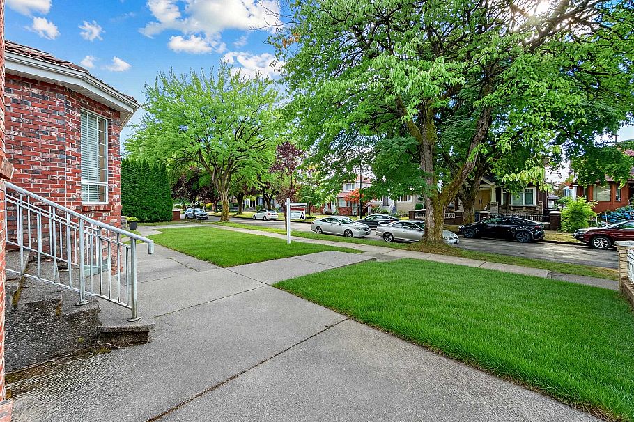 6332 Brooks Street Vancouver, BC - 2