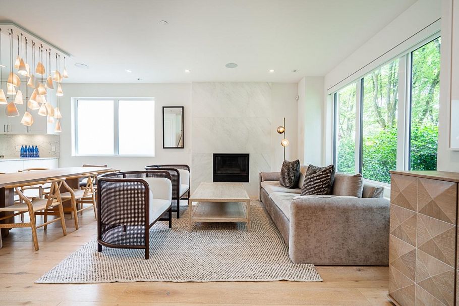 785 W 20th Avenue Vancouver, BC - 2