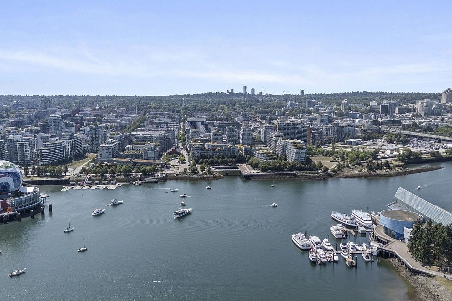 2202 689 Abbott Street Vancouver, BC - 32