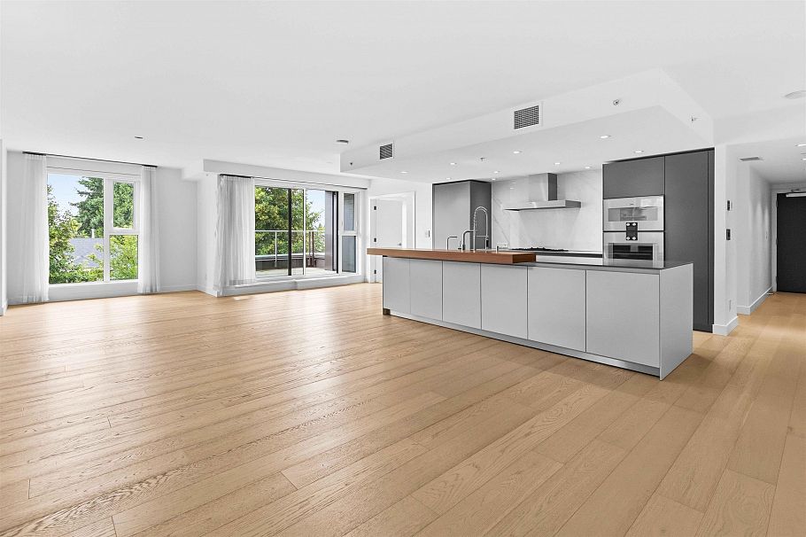 303 7128 Adera Street Vancouver, BC - 16