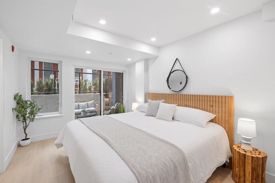 102 2135 E Pender Street Vancouver, BC - 8