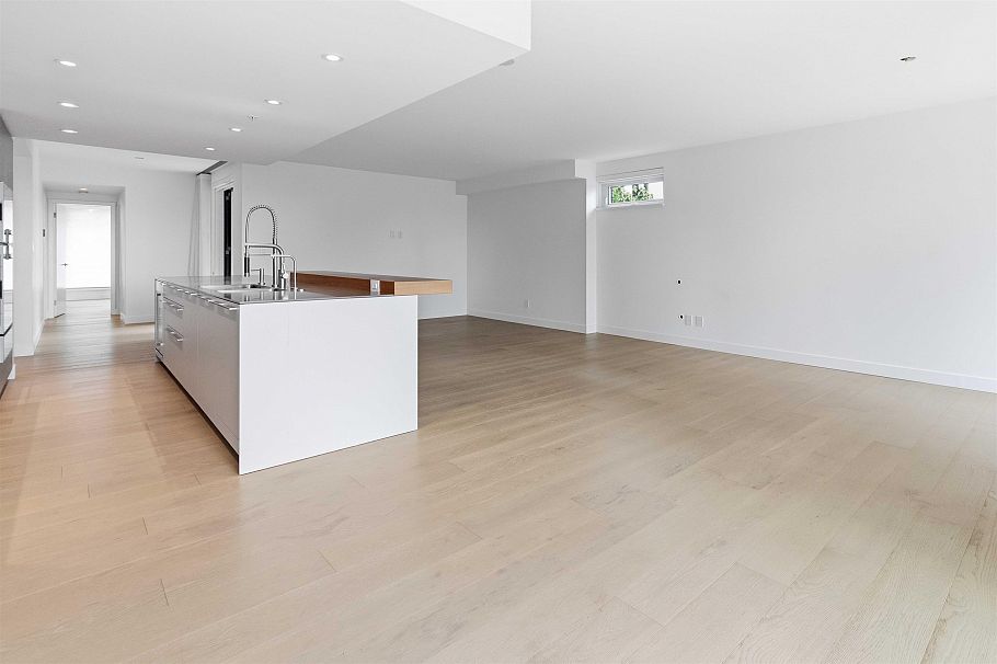 303 7128 Adera Street Vancouver, BC - 14