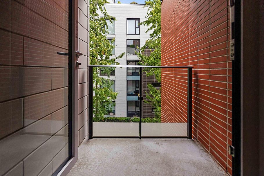 303 7128 Adera Street Vancouver, BC - 37