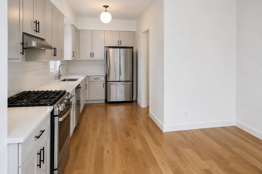 856 E 33rd Avenue Vancouver, BC - 5