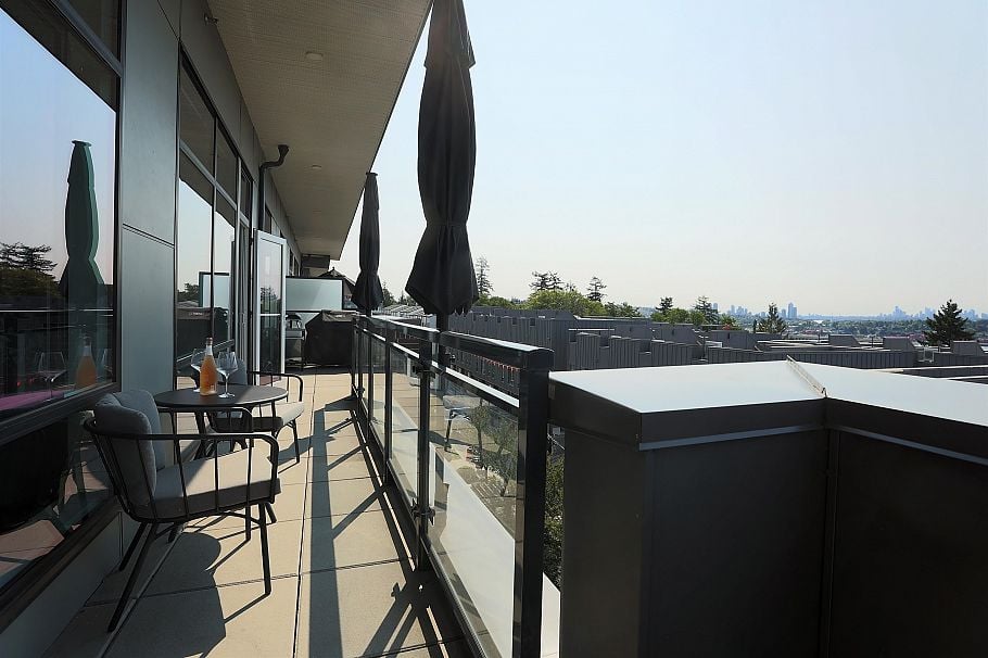 403 615 E 3rd Street North Vancouver, BC - 28