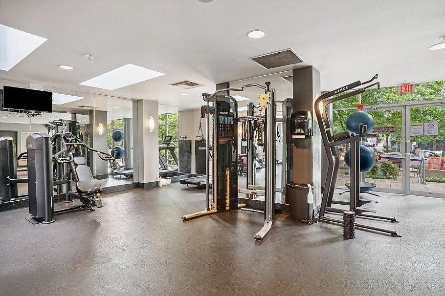 703 1495 Richards Street Vancouver, BC - 31