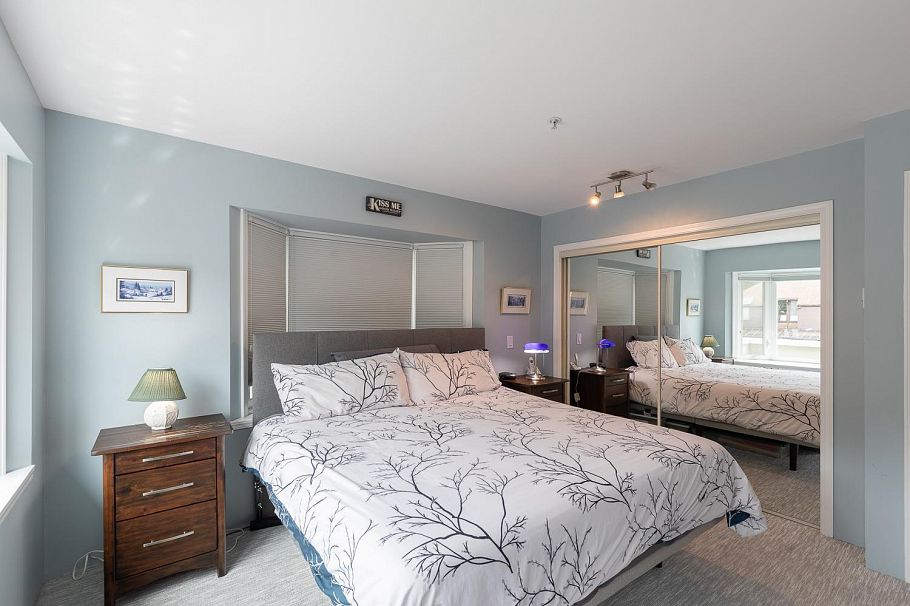1844 W 10th Avenue Vancouver, BC - 20